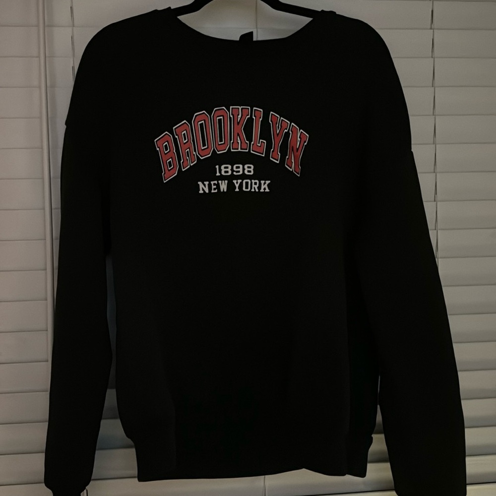 Medium black ‘Brooklyn’ crew neck from SHEIN.